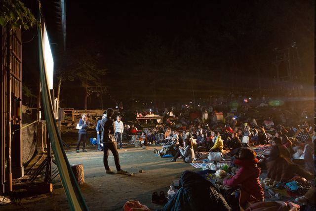 日本初の野外映画フェスを体験！「夜空と交差する森の映画祭 2015」フォトギャラリー（24枚目）