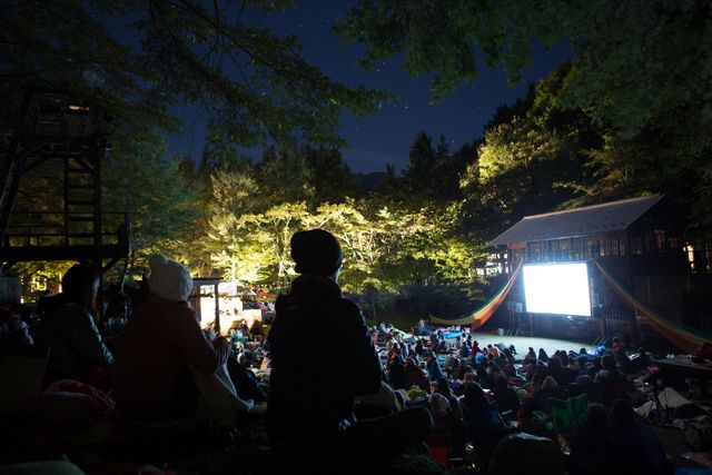 日本初の野外映画フェスを体験！「夜空と交差する森の映画祭 2015」フォトギャラリー（36枚目）