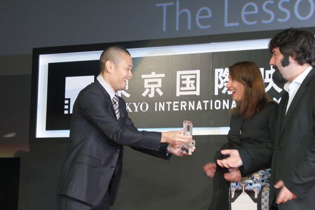 美しい着物姿で最優秀女優賞受賞を喜ぶ宮沢りえ！クロージングセレモニー写真ギャラリー【第27回東京国際映画祭】（44枚目）