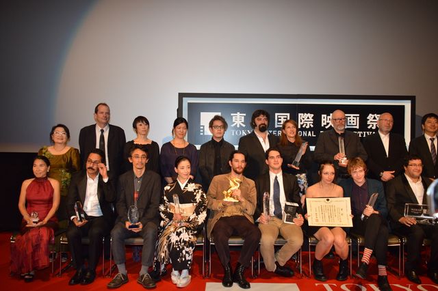 美しい着物姿で最優秀女優賞受賞を喜ぶ宮沢りえ！クロージングセレモニー写真ギャラリー【第27回東京国際映画祭】（59枚目）