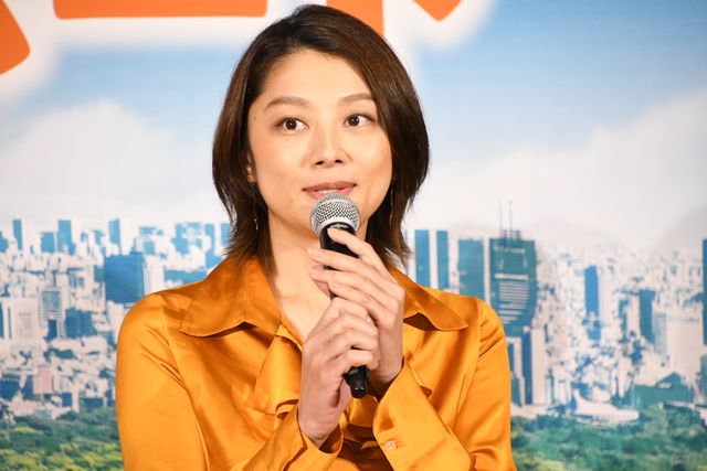 反町隆史、共演女優たちから「カッコいい」の嵐！「リーガル・ハート」会見（15枚目）