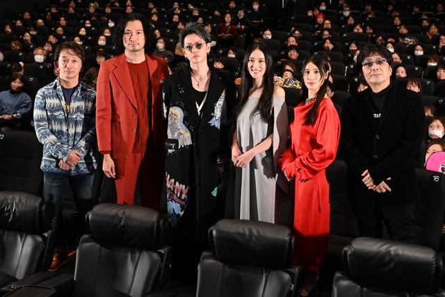 実写版『るろうに剣心』キャスト、サプライズで再集結！「ワーナー・ブラザース映画ファンフェスティバル」グランドフィナーレ（2枚目）