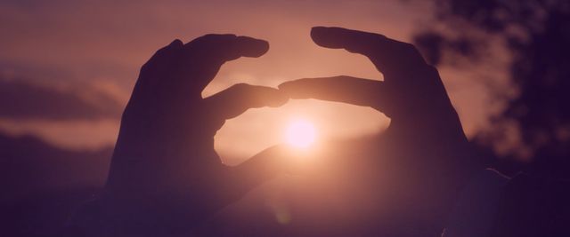 伊藤万理華・主演『息をするように』場面写真（5枚目）