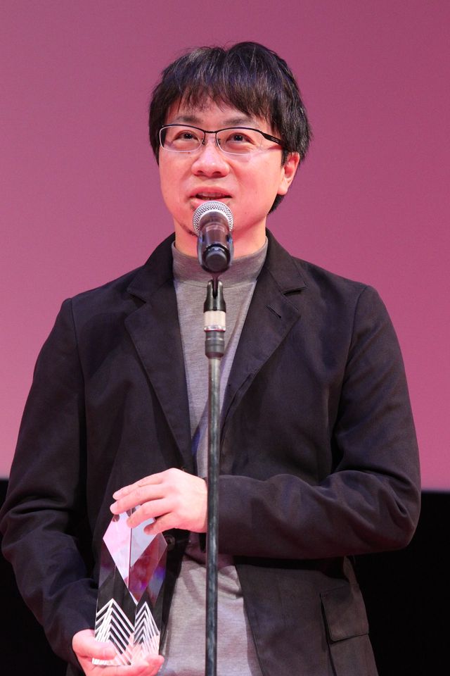 受賞の喜びをかみしめるゴジラ　第29回東京国際映画祭ARIGATO賞フォトギャラリー（3枚目）