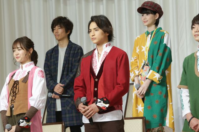 『劇場版　仮面ライダージオウ Over Quartzer』『騎士竜戦隊リュウソウジャー THE MOVIE タイムスリップ！恐竜パニック!!』製作発表記者会見：フォトギャラリー