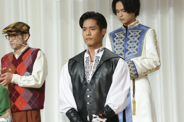 『劇場版　仮面ライダージオウ Over Quartzer』『騎士竜戦隊リュウソウジャー THE MOVIE タイムスリップ！恐竜パニック!!』製作発表記者会見（7枚目）