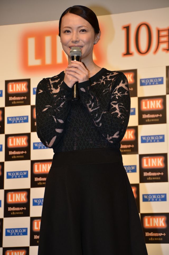 豪華キャスト集結の新ドラマ「LINK」、初めて目があったとき照れちゃったと大森南朋と綾野剛　画像ギャラリー（2枚目）