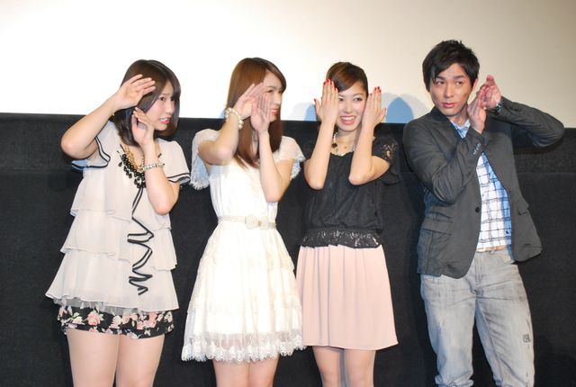 隙間女にもいろいろ…映画『隙間女 劇場版』の初日舞台あいさつ（5枚目）