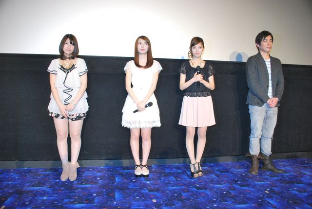 隙間女にもいろいろ…映画『隙間女 劇場版』の初日舞台あいさつ（7枚目）