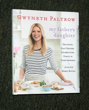こちらが、グウィネス・パルトロー著の料理本「my father's daughter」