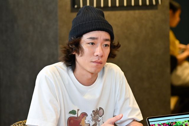 「無能の鷹」ペン回しが伏線に！爆笑＆感動の第2話場面写真（5枚目）