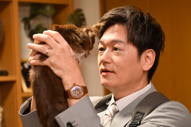 「無能の鷹」ペン回しが伏線に！爆笑＆感動の第2話場面写真（6枚目）