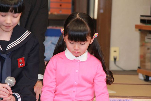 愛菜ちゃん&シャーロット、母娘バトルに「楽しい」　初対面はハグ　画像ギャラリー（10枚目）