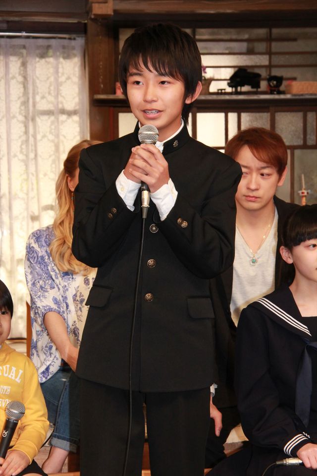 愛菜ちゃん&シャーロット、母娘バトルに「楽しい」　初対面はハグ　画像ギャラリー（30枚目）