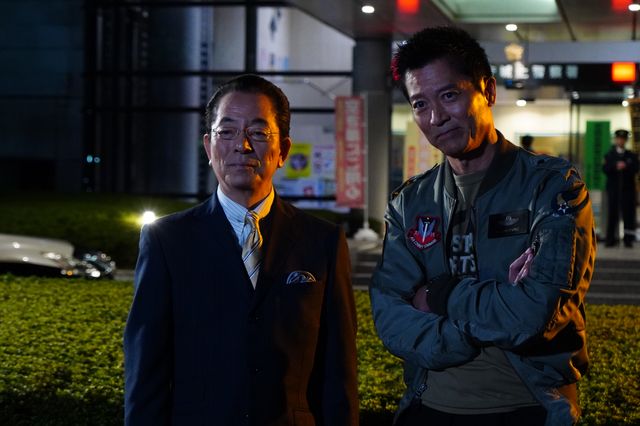 内村刑事部長、昵懇の仲だった暴力団組長と再び対峙！「相棒 season22」第9話（6枚目）