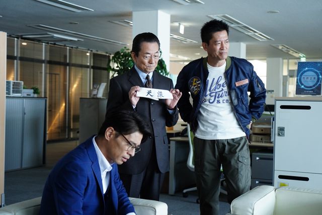 内村刑事部長、昵懇の仲だった暴力団組長と再び対峙！「相棒 season22」第9話（16枚目）