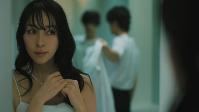 「魔物」麻生久美子&塩野瑛久の大胆ラブシーン!第2話「愛欲のキムチチゲ」場面写真(2枚目)