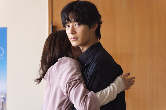 「魔物」麻生久美子&塩野瑛久の大胆ラブシーン!第2話「愛欲のキムチチゲ」場面写真(7枚目)