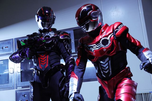 怪盗フェイドがキキのお見舞いに…「超宇宙刑事ギャバン インフィニティ」第20話場面写真（2枚目）