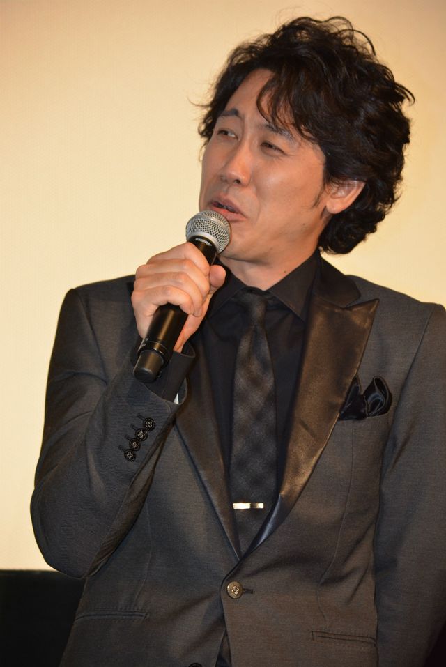 柴咲コウ、充実の笑顔！映画『青天の霹靂』初日舞台あいさつフォトギャラリー：フォトギャラリー