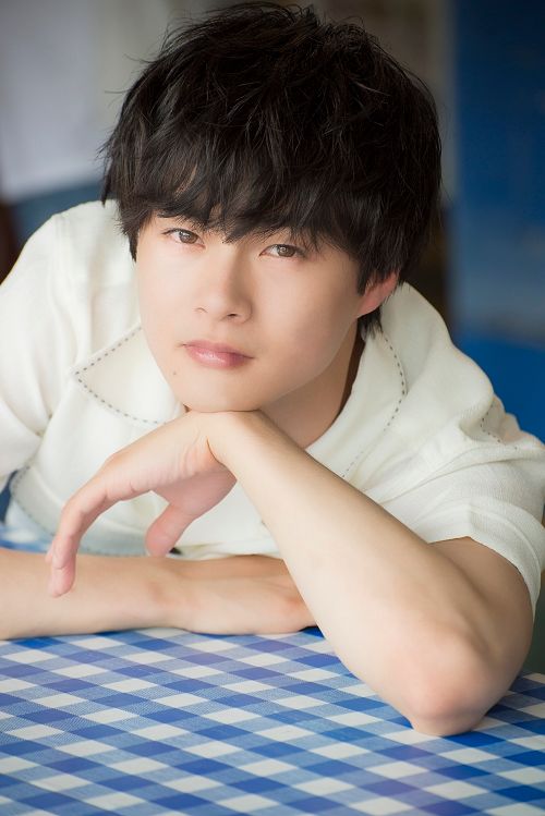 「結木滉星カレンダー 2019.4-2020.3」先行カット（3枚目）