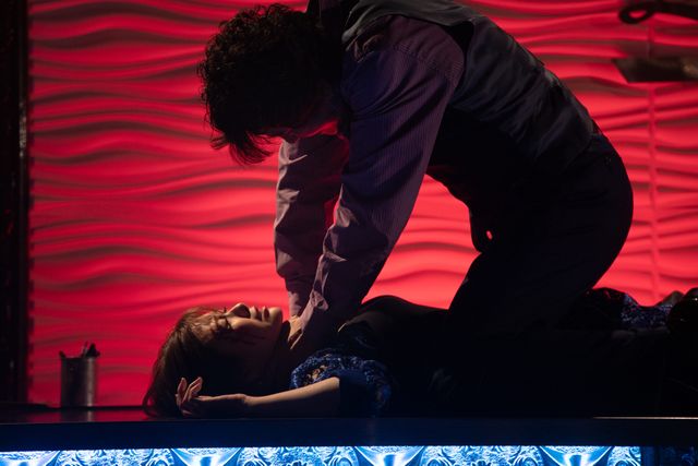 佐野勇斗＆白石麻衣が騙し合いゲームに挑む！「嘘喰い -鞍馬蘭子篇／梶隆臣篇-」場面写真（6枚目）