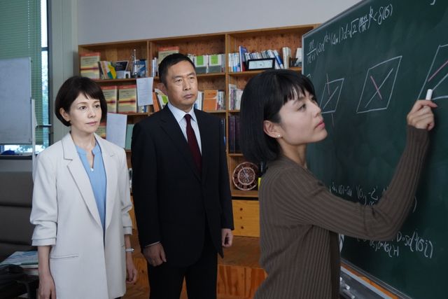 沢城みゆきが大学准教授役！「科捜研の女　Season21」第1話（5枚目）