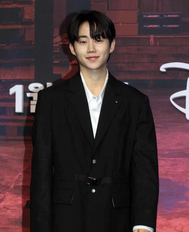 イ・ドンウク銀髪で登場！「殺し屋たちの店」製作発表会見（32枚目）