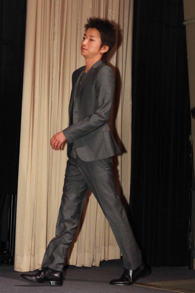 藤原竜也、一般女性との婚約をファンに生報告!!　永作博美、北村有起哉と新感線出演者におめでた続き!!　画像ギャラリー（7枚目）