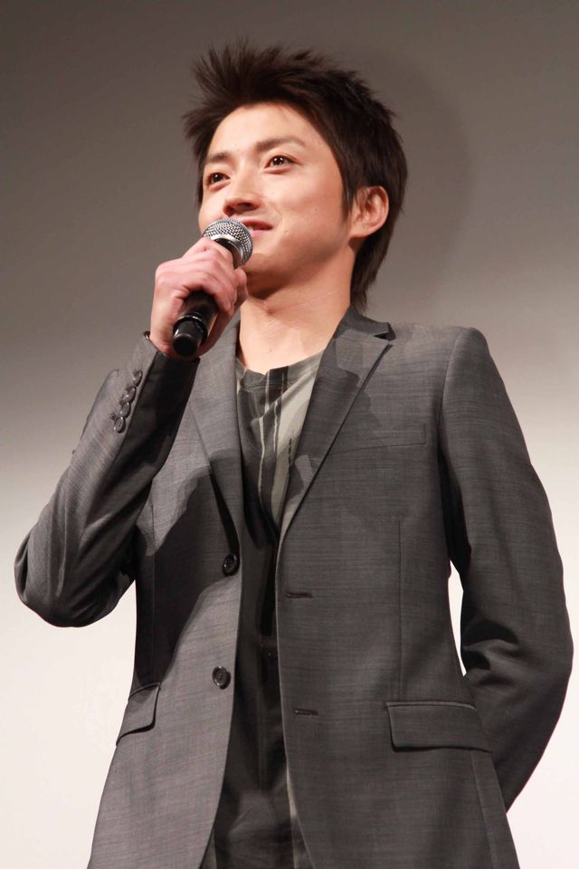 藤原竜也、一般女性との婚約をファンに生報告!!　永作博美、北村有起哉と新感線出演者におめでた続き!!　画像ギャラリー（11枚目）