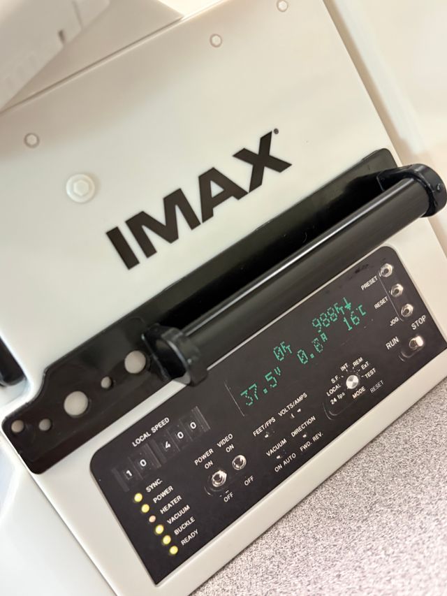 サンディエゴ・コミコンで販売！話題の「IMAXカメラ型ポップコーンボックス」開封してみた（6枚目）