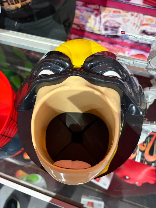 サンディエゴ・コミコンで販売！話題の「IMAXカメラ型ポップコーンボックス」開封してみた（10枚目）