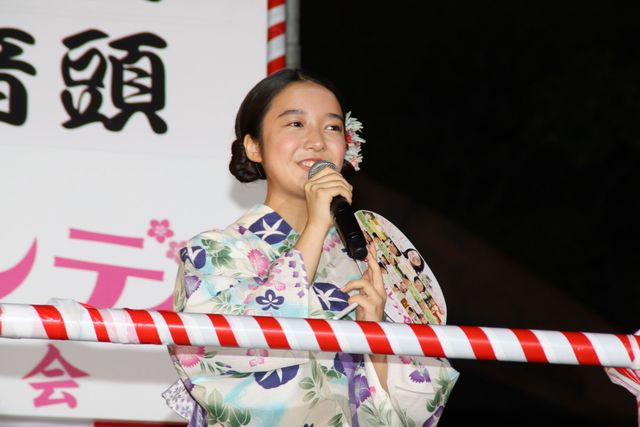上白石萌音が、真夏の夜に「舞妓はレディ音頭」を披露！　画像ギャラリー（7枚目）
