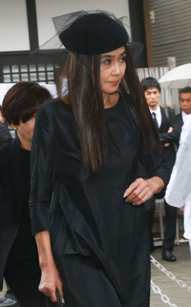 樹木希林さん告別式・参列者（22枚目）