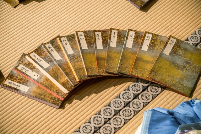 「源氏物語」豪華本の制作過程…「光る君へ」第37回場面写真（12枚目）