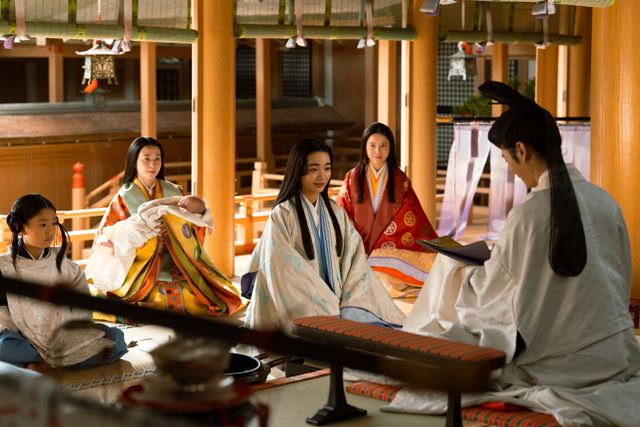 「源氏物語」豪華本の制作過程…「光る君へ」第37回場面写真（18枚目）