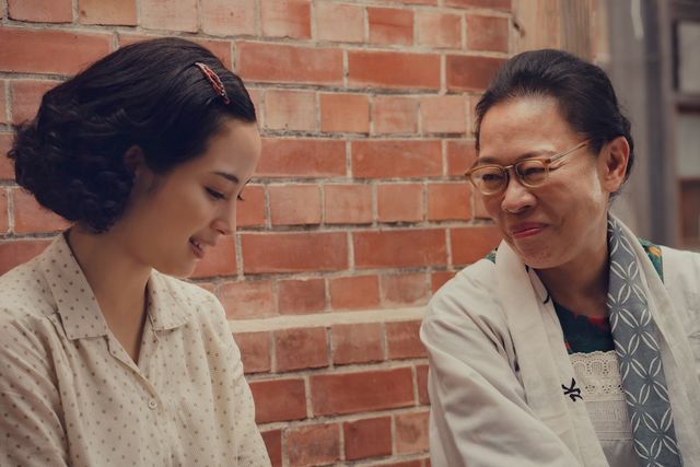 二階堂ふみがミステリアスな女性に…『遠い山なみの光』場面写真（7枚目）