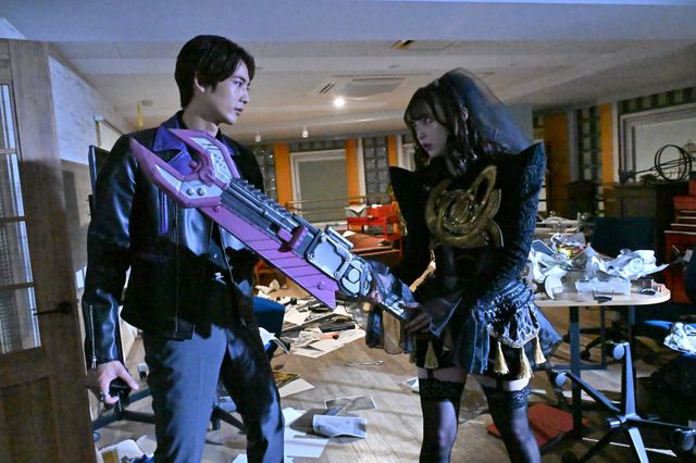 ゴーレム剛力、再び！「仮面ライダーガッチャード」第46話場面カット（5枚目）