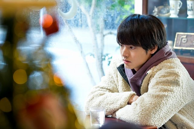 安達のいただきますポーズ！「30歳まで童貞だと魔法使いになれるらしい」第11話場面カット（4枚目）