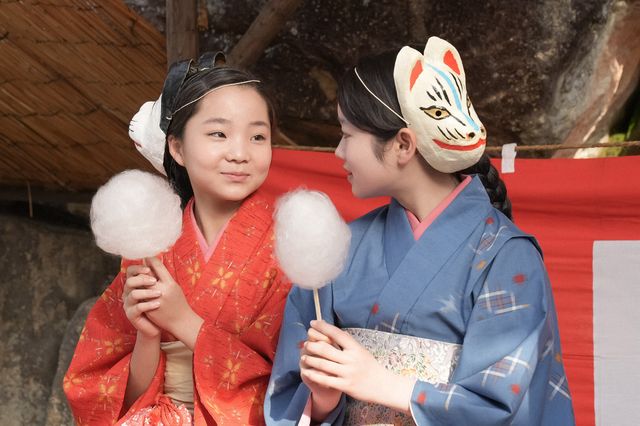 親友のタイ子に…「ブギウギ」第2回の場面写真（5枚目）