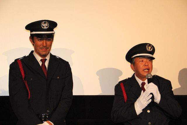 映画『カラスの親指』舞台あいさつ写真ギャラリー（10枚目）