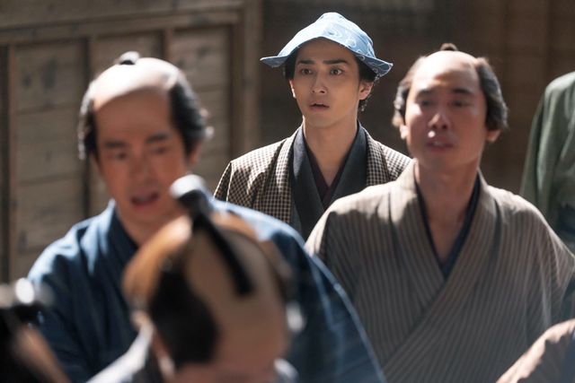 一橋治済（生田斗真）がまさかの変装…「べらぼう」第32回場面写真（2枚目）