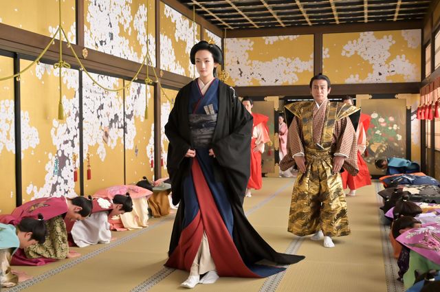 冨永愛の吉宗「大奥」第1話場面写真（2枚目）