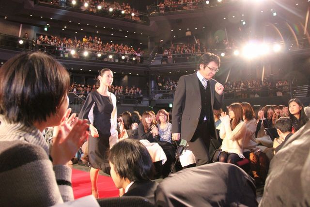 映画『プラチナデータ』上映後舞台あいさつ写真ギャラリー（2枚目）