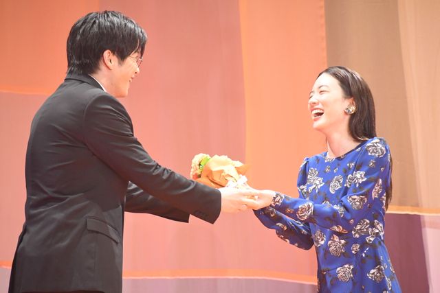 石原さとみが初の母親役！『そして、バトンは渡された』ジャパンプレミア（4枚目）