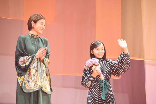 石原さとみが初の母親役！『そして、バトンは渡された』ジャパンプレミア（10枚目）