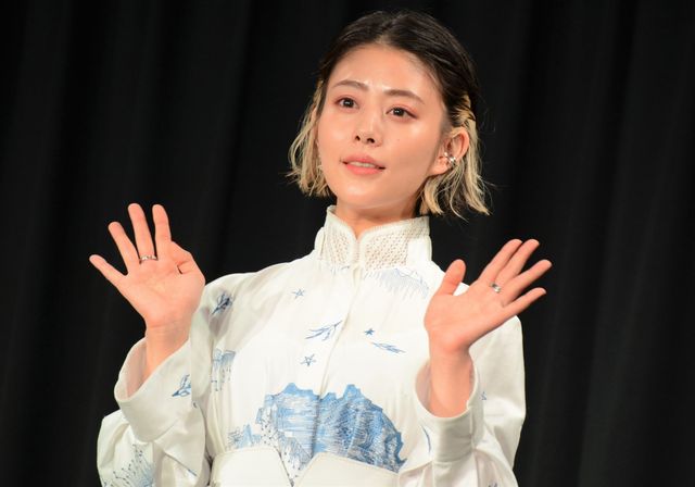 【11枚】高畑充希が大久保佳代子にカンニングのアドバイス!?『浜の朝日の嘘つきどもと』完成報告イベント（4枚目）