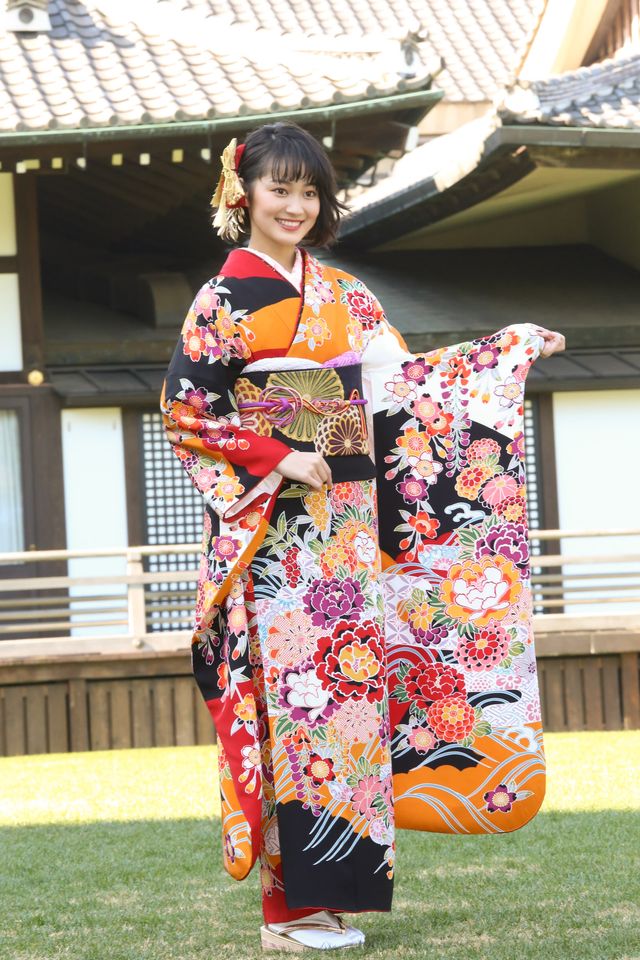 国民的美少女グランプリが初参加！「2018年オスカープロモーション晴れ着撮影会」：フォトギャラリー