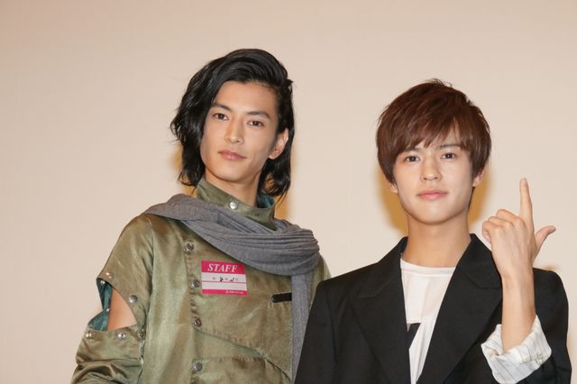 渡邊圭祐、奥野壮の誕生日をケーキでお祝い「大人になってきた」（6枚目）