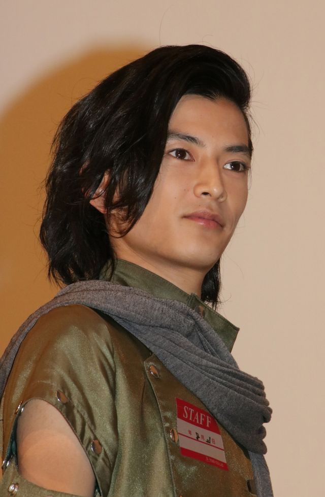 渡邊圭祐、奥野壮の誕生日をケーキでお祝い「大人になってきた」（8枚目）